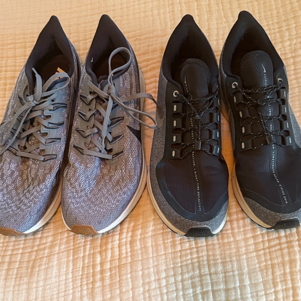 NIKE Zoom Men's Running Shoes - Gray and Black
